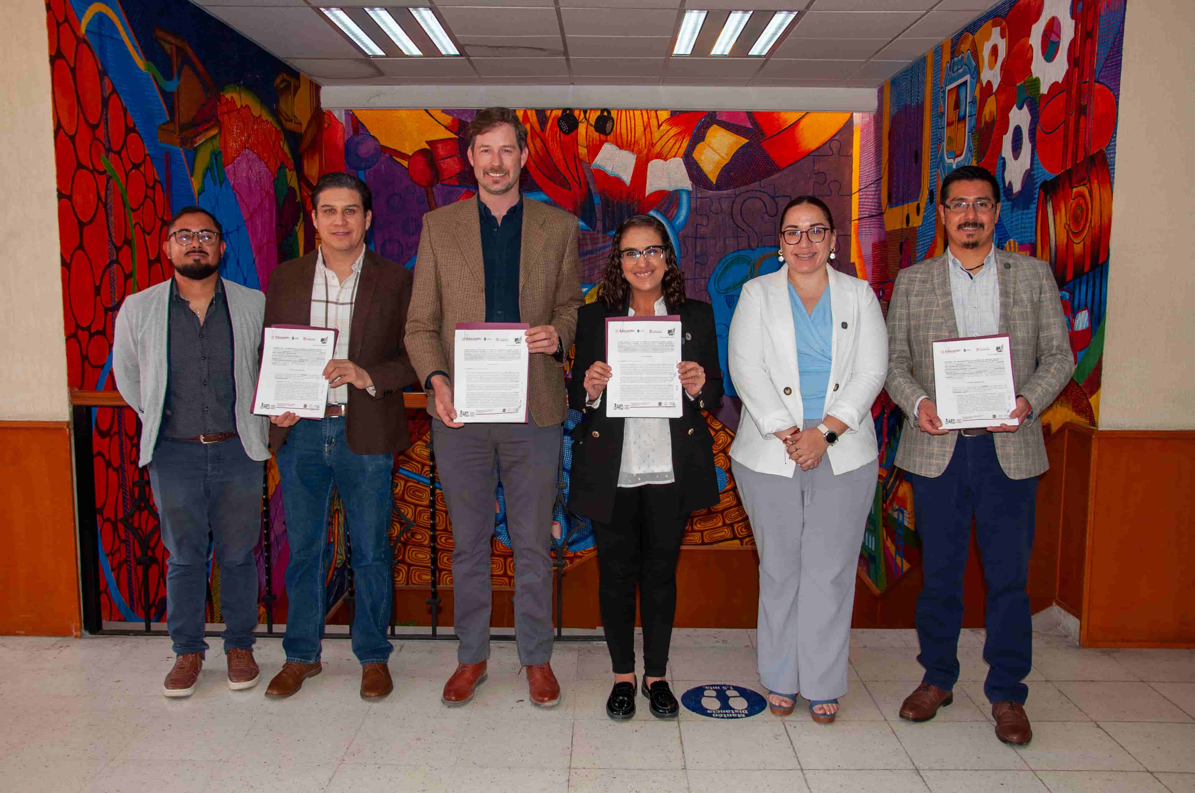 Imagen de artículo CELEBRAN FIRMA DE DOS CONVENIOS DE COLABORACIÓN EL TECNM-SALTILLO CON LA UNIVERSIDAD CAROLINA