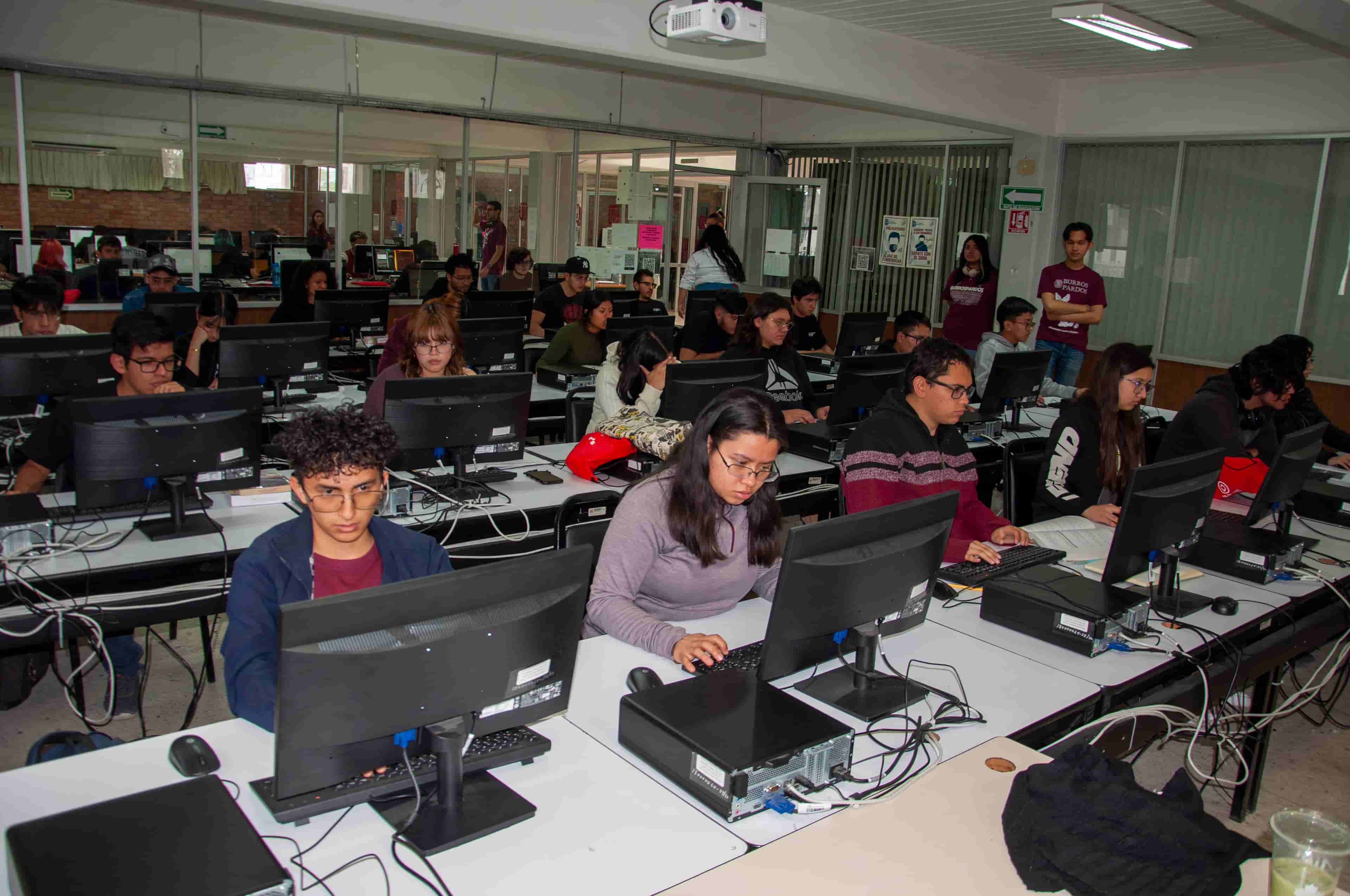 Imagen de artículo CELEBRAN CON ÉXITO EN PROGRAMMER´S CHALLENGE 2025 DE SISTEMAS COMPUTACIONALES DEL TECNM-SALTILLO