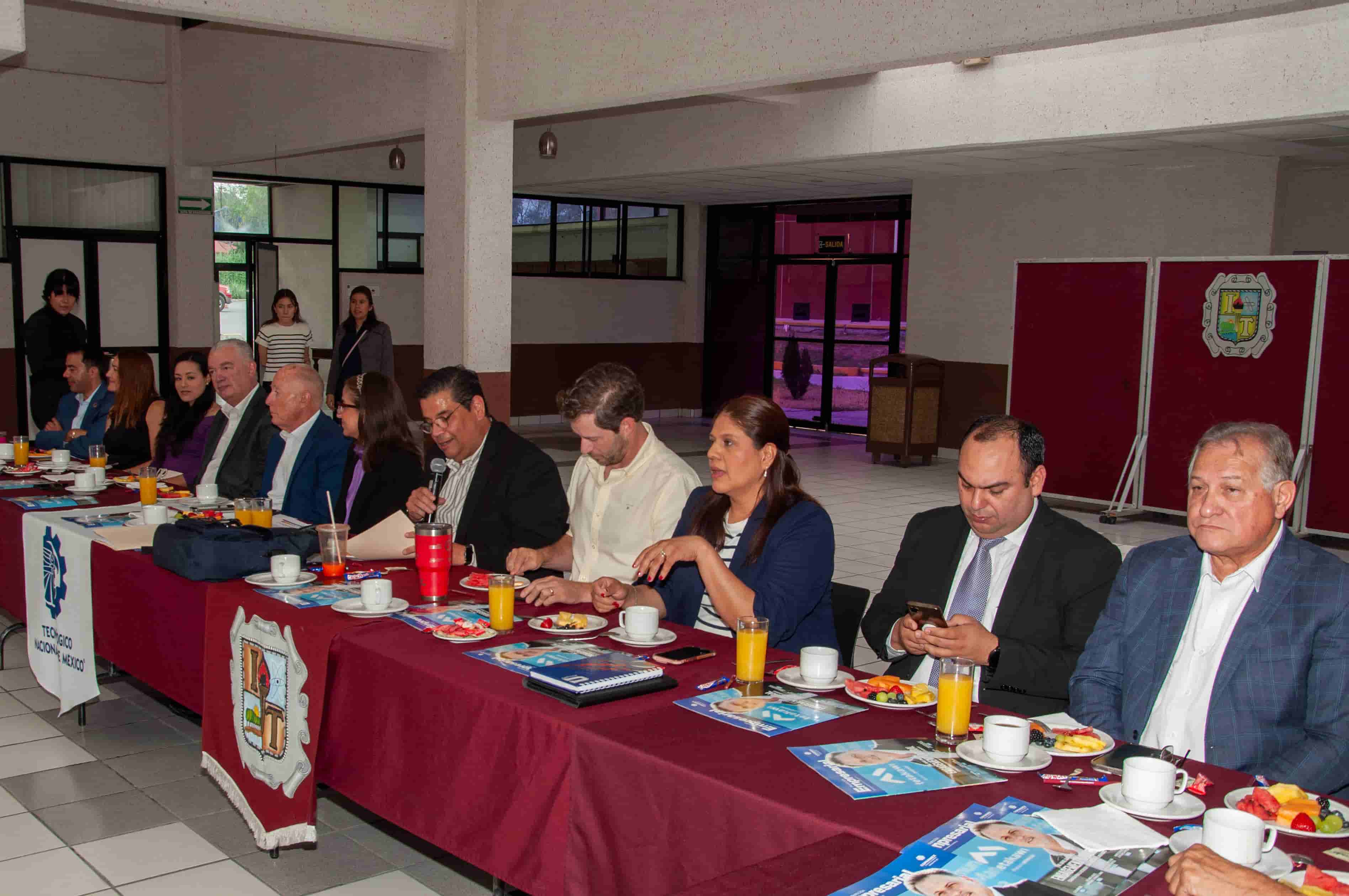 Imagen de artículo SE LLEVA A CABO SESIÓN ORDINARIA DEL CONSEJO DE VINCULACIÓN UNIVERSIDAD-EMPRESA EN EL TECNM-SALTILLO
