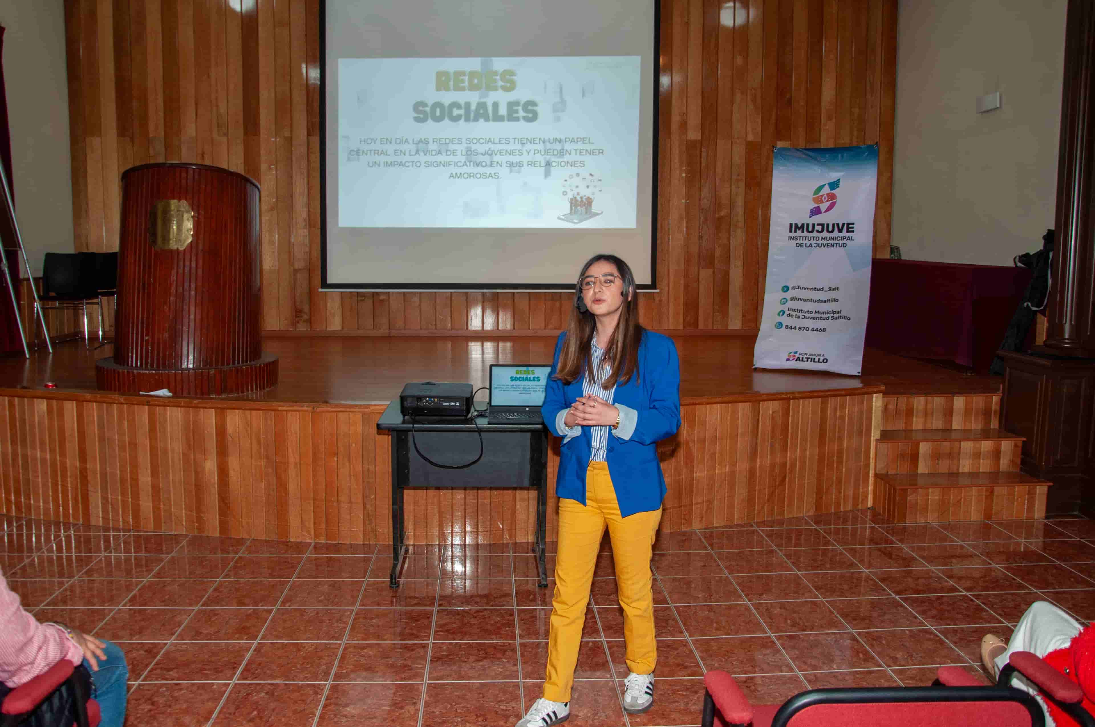 Imagen de artículo SE LLEVA A CABO CONFERENCIA “CELOS Y REDES SOCIALES: AMOR QUE NO CONTROLA” IMPARTIDA POR EL INMJUVE PARA LAS ALUMNAS Y LOS ALUMNOS DEL TECNM-SALTILLO.