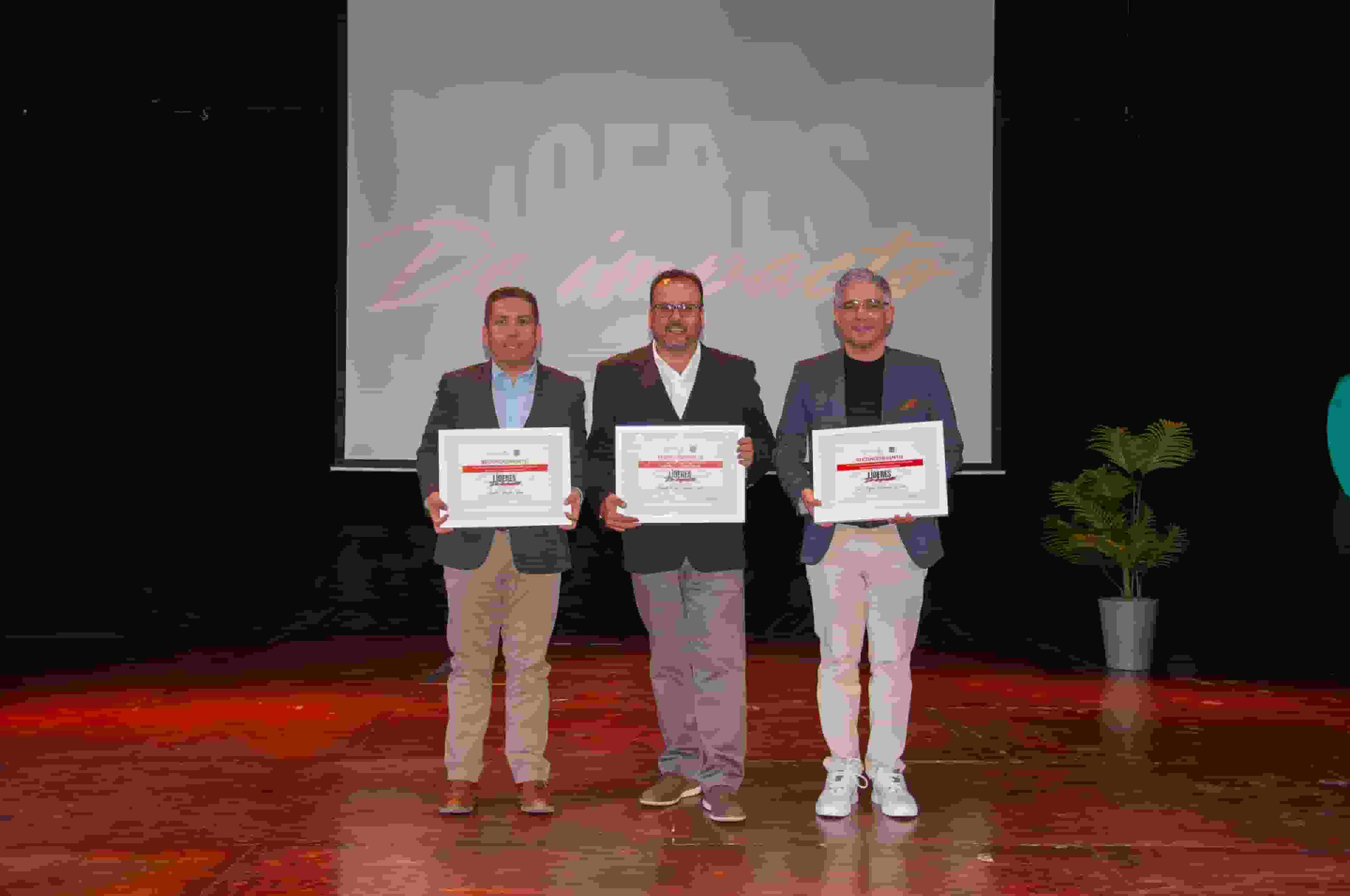 Imagen de OFRECE ASOCIACIÓN ADMINISTRADORES DE RECURSOS HUMANOS COAHUILA SURESTE; CICLO DE DIÁLOGOS Y CONFERENCIAS “LIDERES DE IMPACTO” EN EL TECNM-SALTILLO