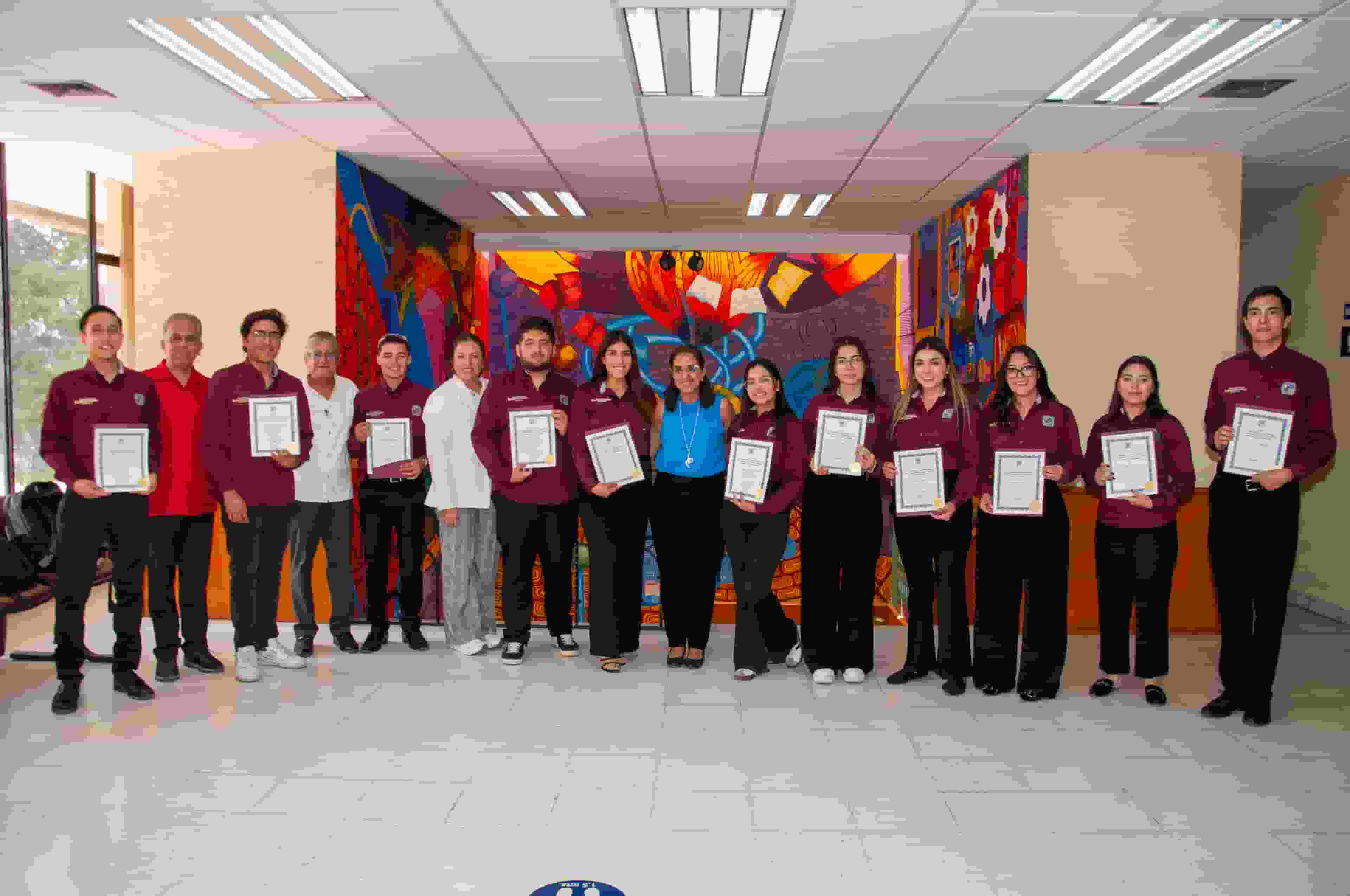 Imagen de UNA VEZ MÁS ESTUDIANTES DEL TECNM-SALTILLO RECIBEN BECAS DE LA FEF 