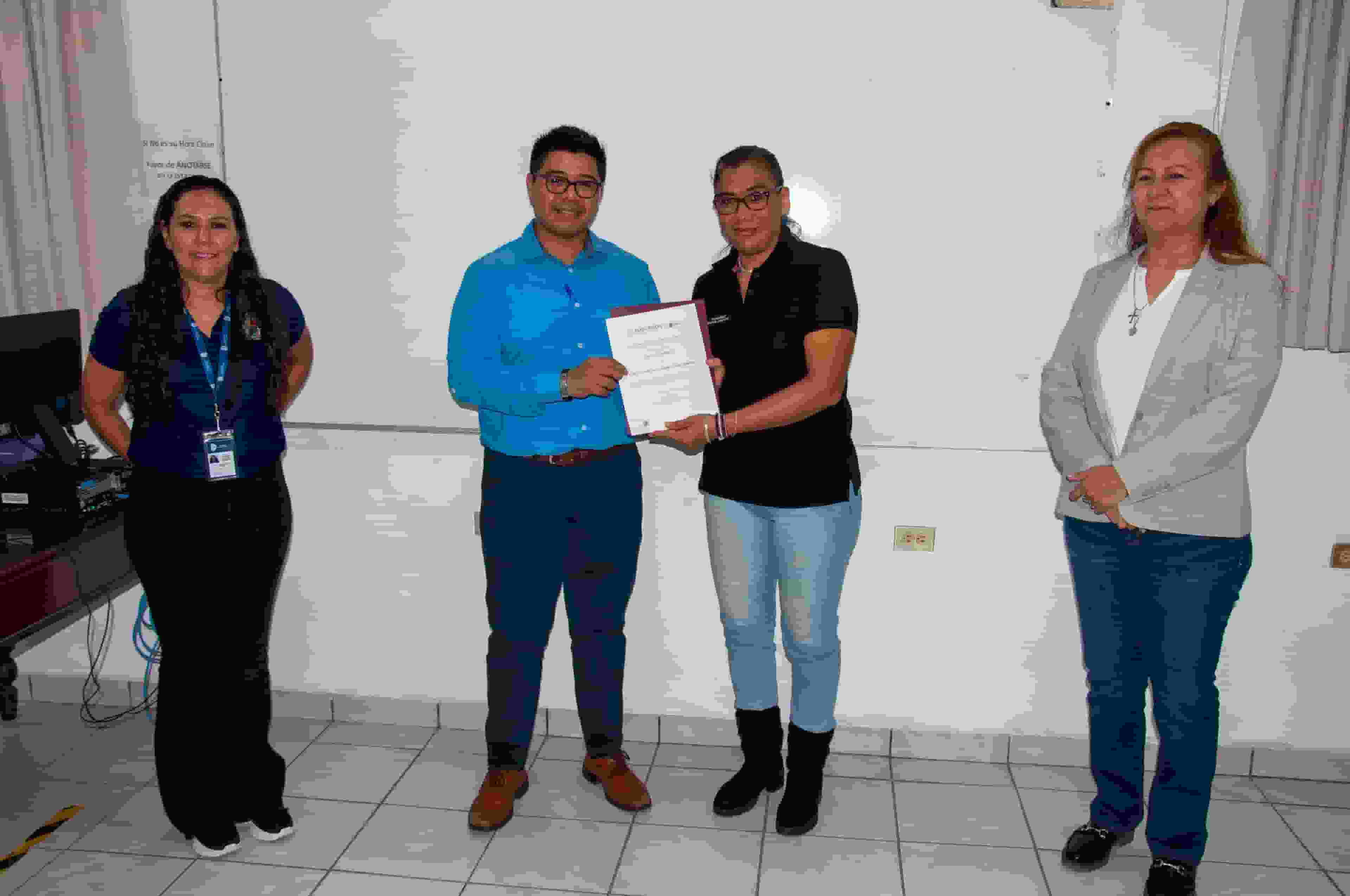 Imagen de CLAUSURAN CURSO-TALLER “CLASIFICACIÓN Y CONTROL DE ARCHIVOS” EN EL TECNM-SALTILLO